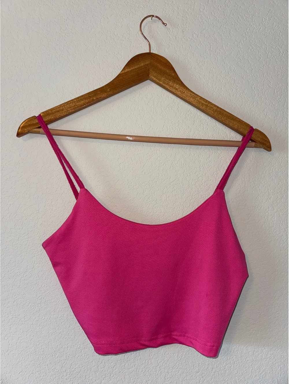 Petite Medium SHEIN Hot Pink Cropped Tank Top
